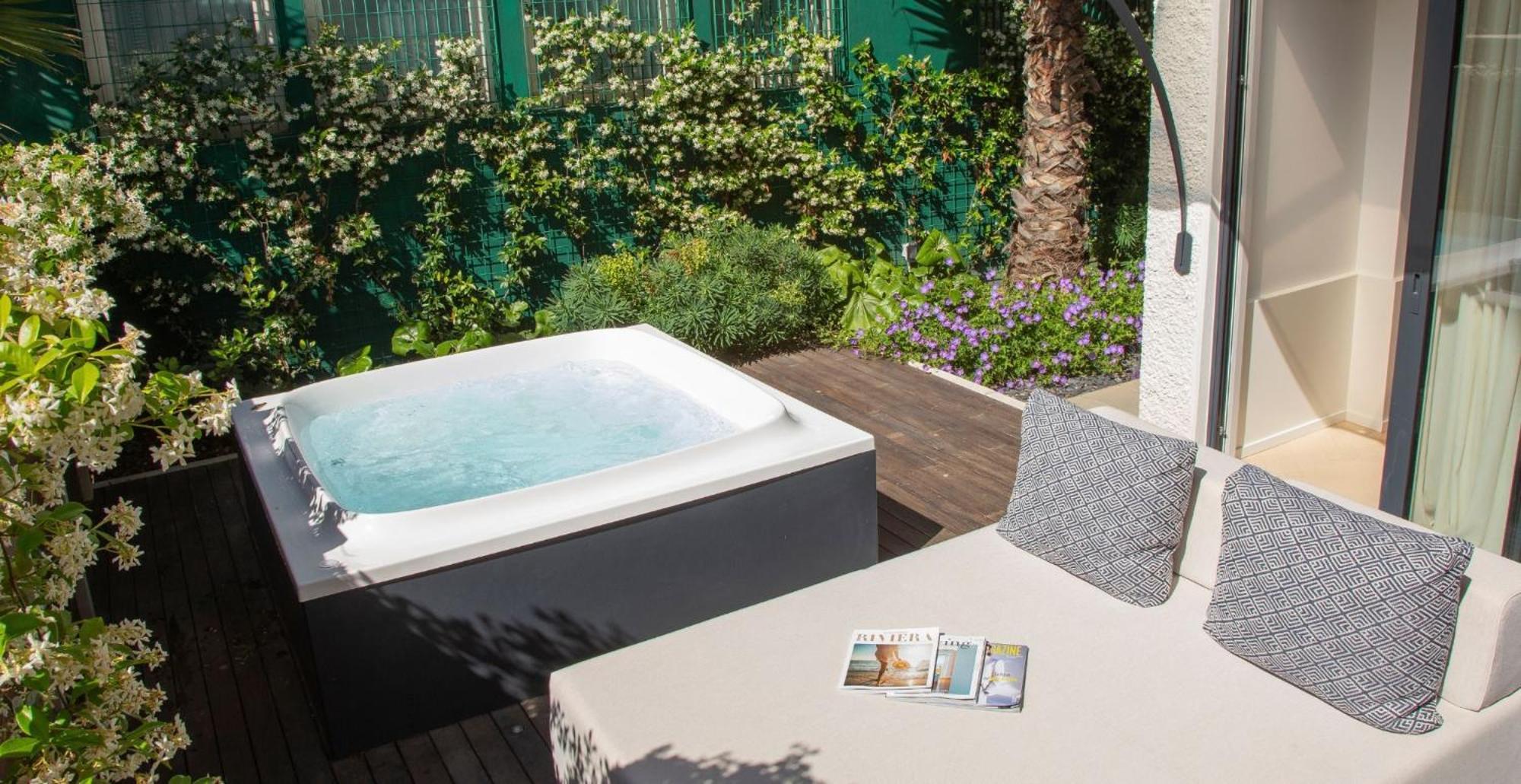 Casa Riva Hotell Riccione Eksteriør bilde