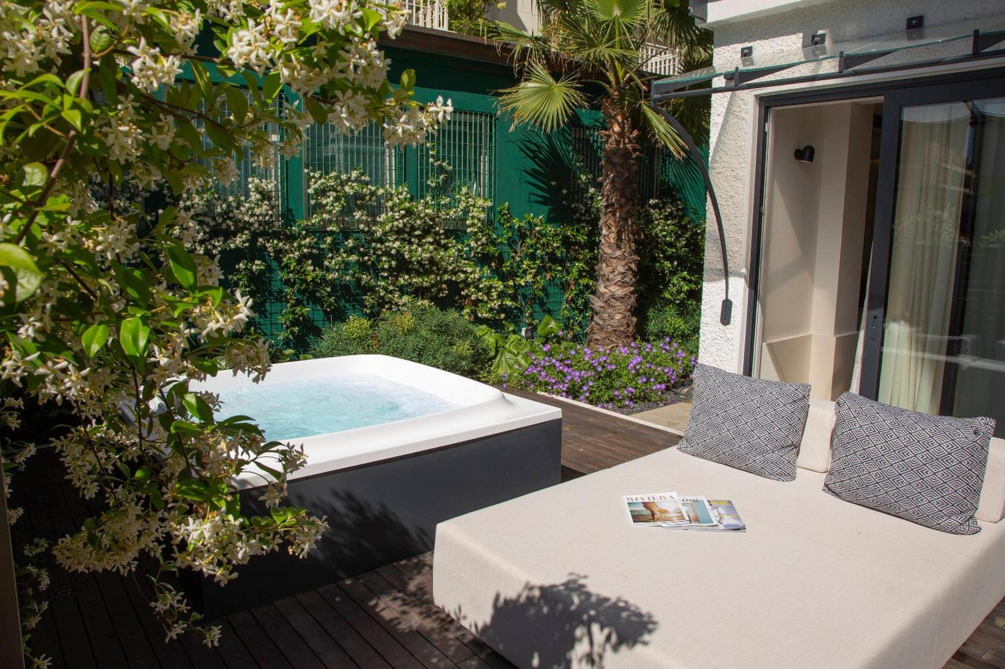 Casa Riva Hotell Riccione Eksteriør bilde